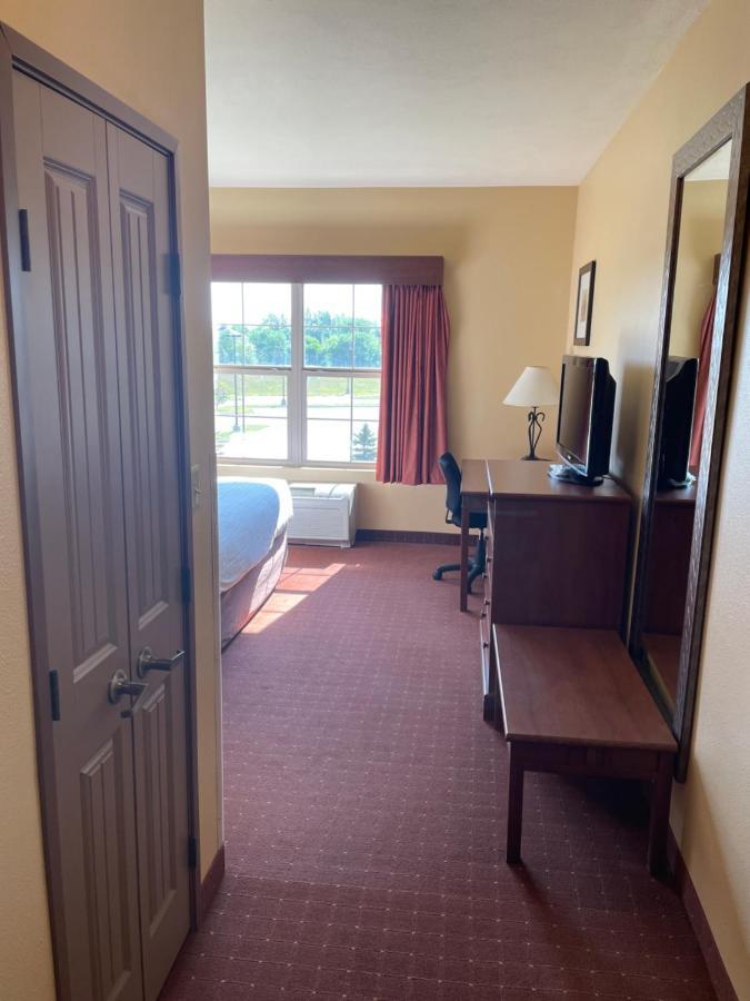 Americinn By Wyndham Fargo Medical Center Bagian luar foto